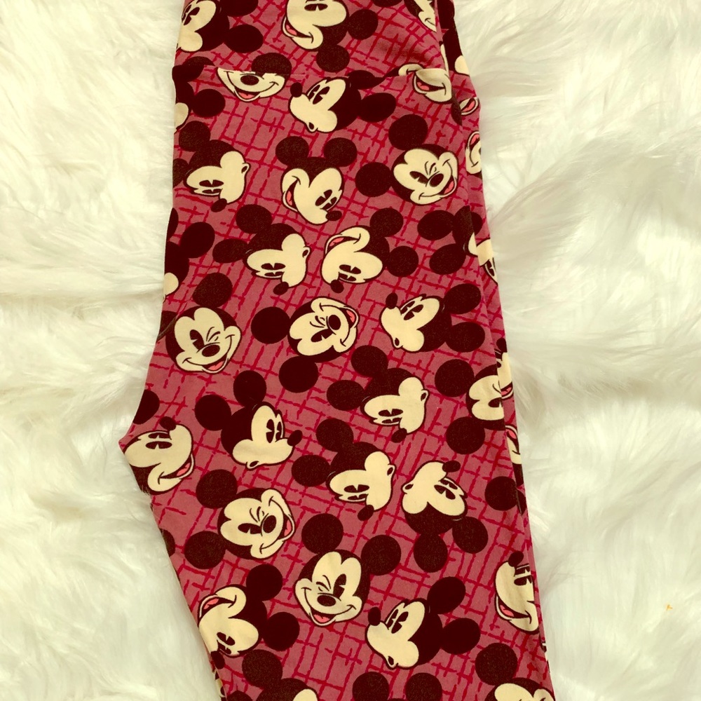 Lularoe OS Disney Purple Mickey Mouse Leggings